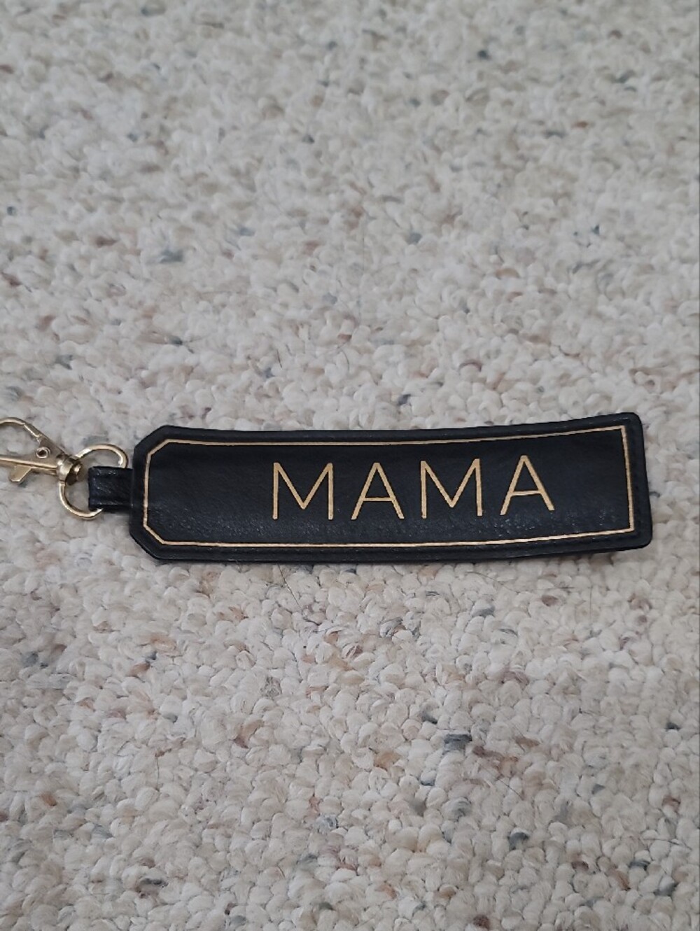Itzy Ritzy MAMA Black & Gold Keychain - HARD TO FIND - Picture 2 of 2